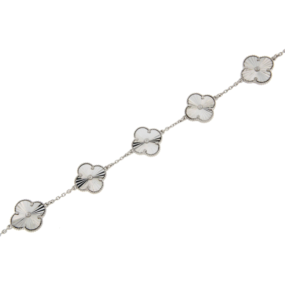 Сребърна гривна детелинка-253520